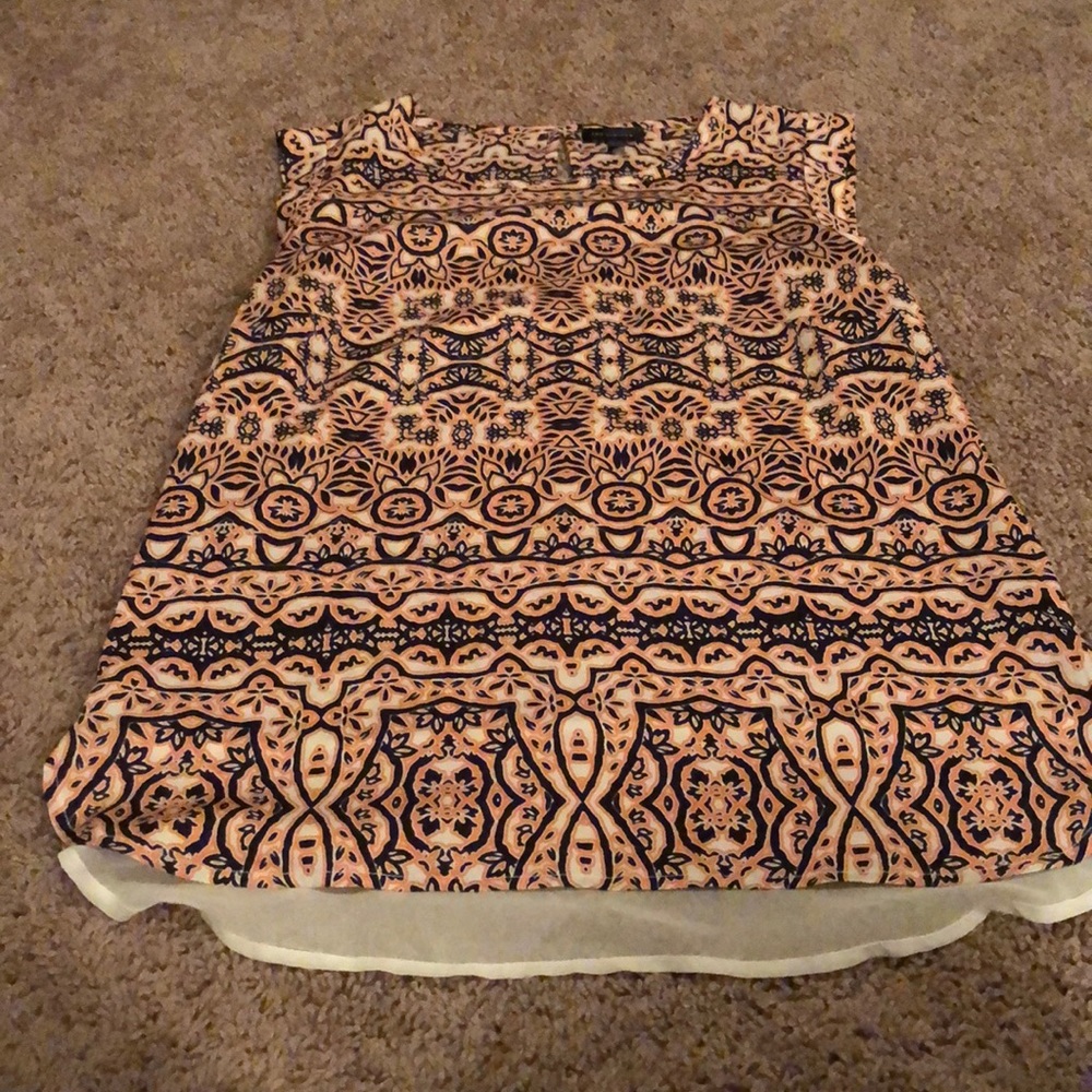 Print sleeveless blouse